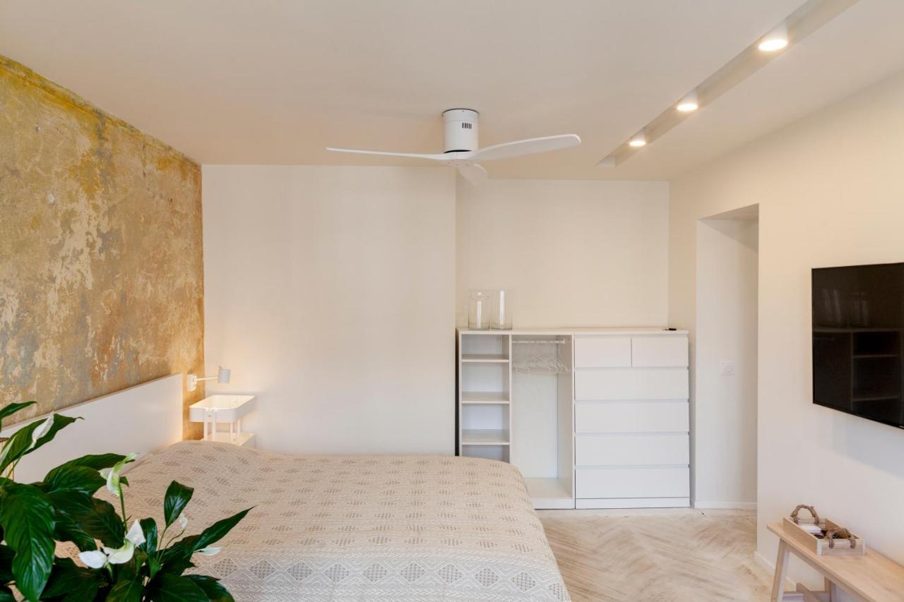 Uni Apartament วูดช์ ภายนอก รูปภาพ
