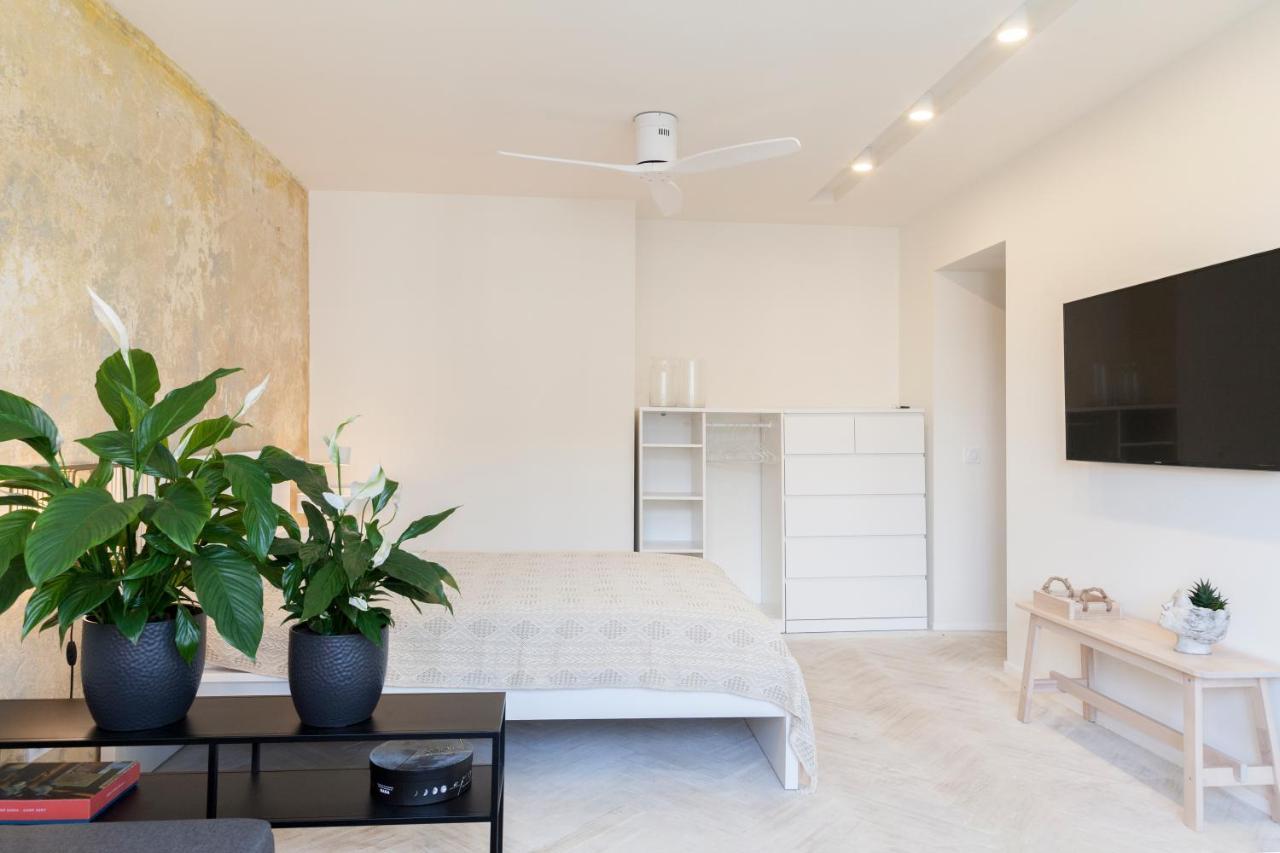 Uni Apartament วูดช์ ภายนอก รูปภาพ